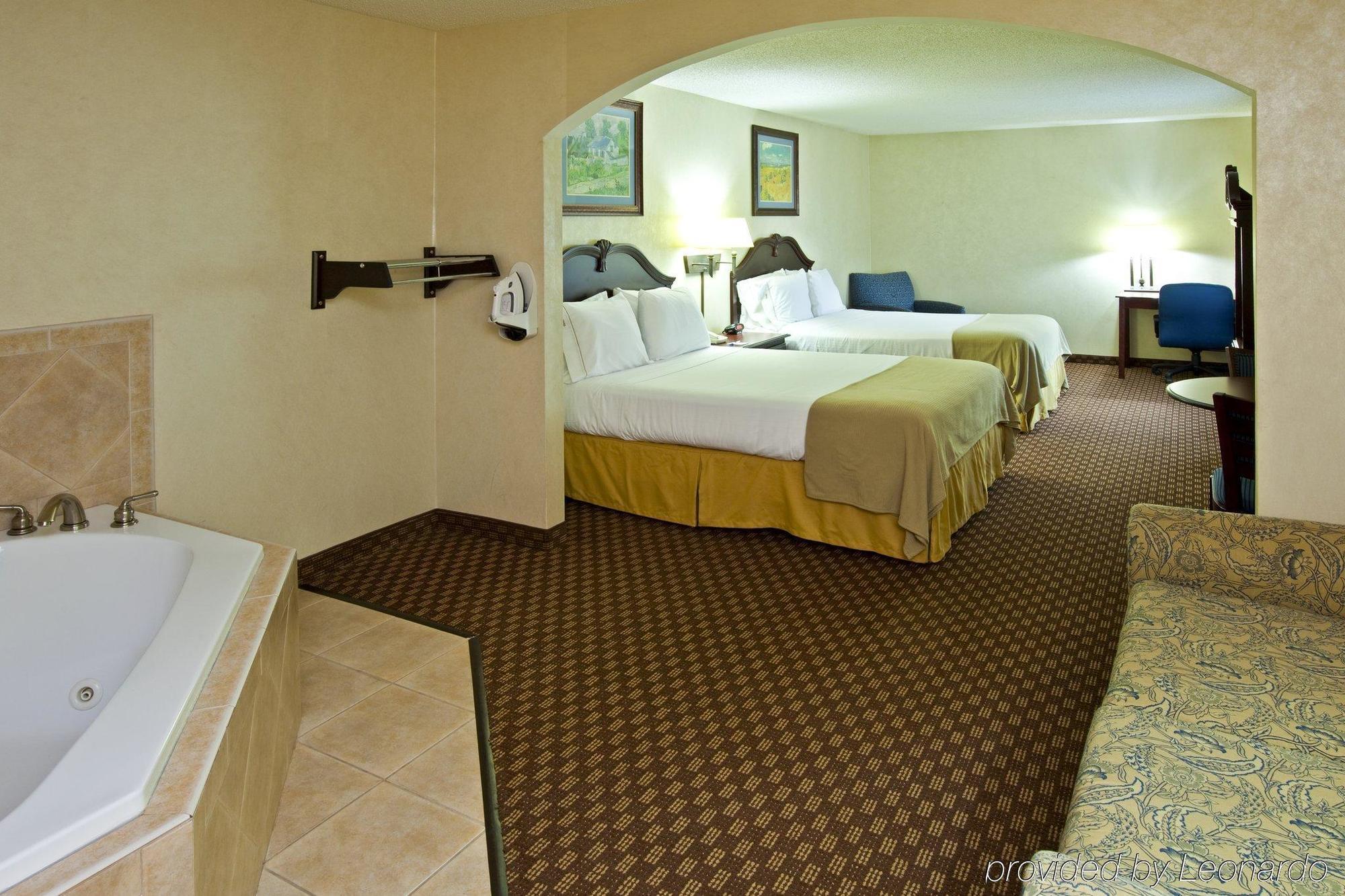 Holiday Inn Express Hotel & Suites Frankfort By Ihg Zimmer foto